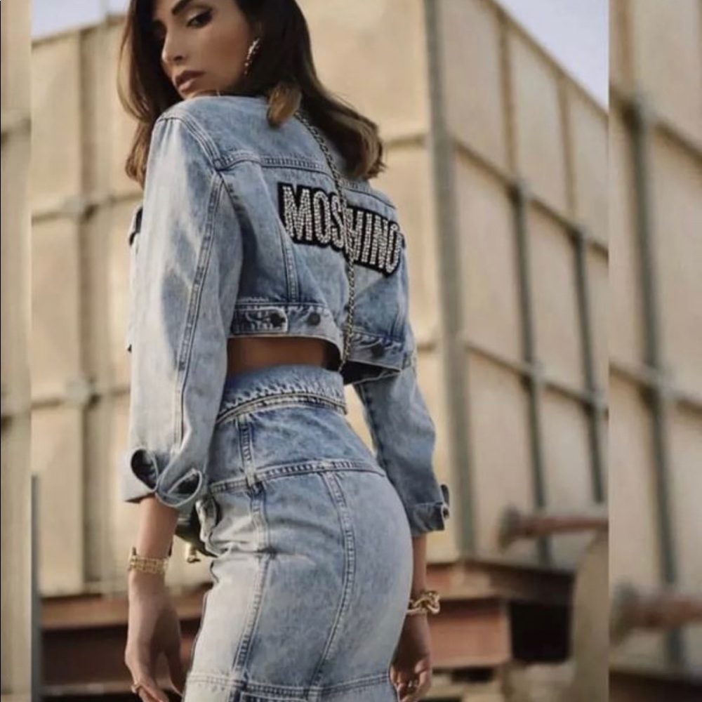 MOSCHINO X H&M CROPPED DENIM JACKET Size S